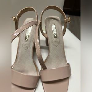 Primark beige heeled sandals. Size USA7
